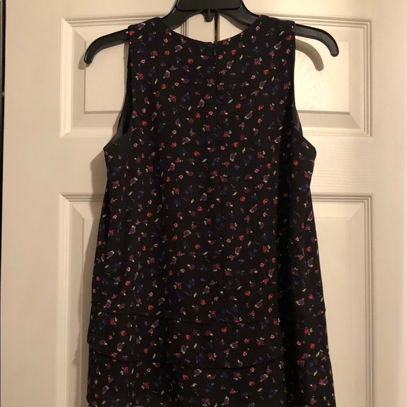 Emma & Olivia Sleeveless Tiered Floral Print Top S - Picture 4 of 4
